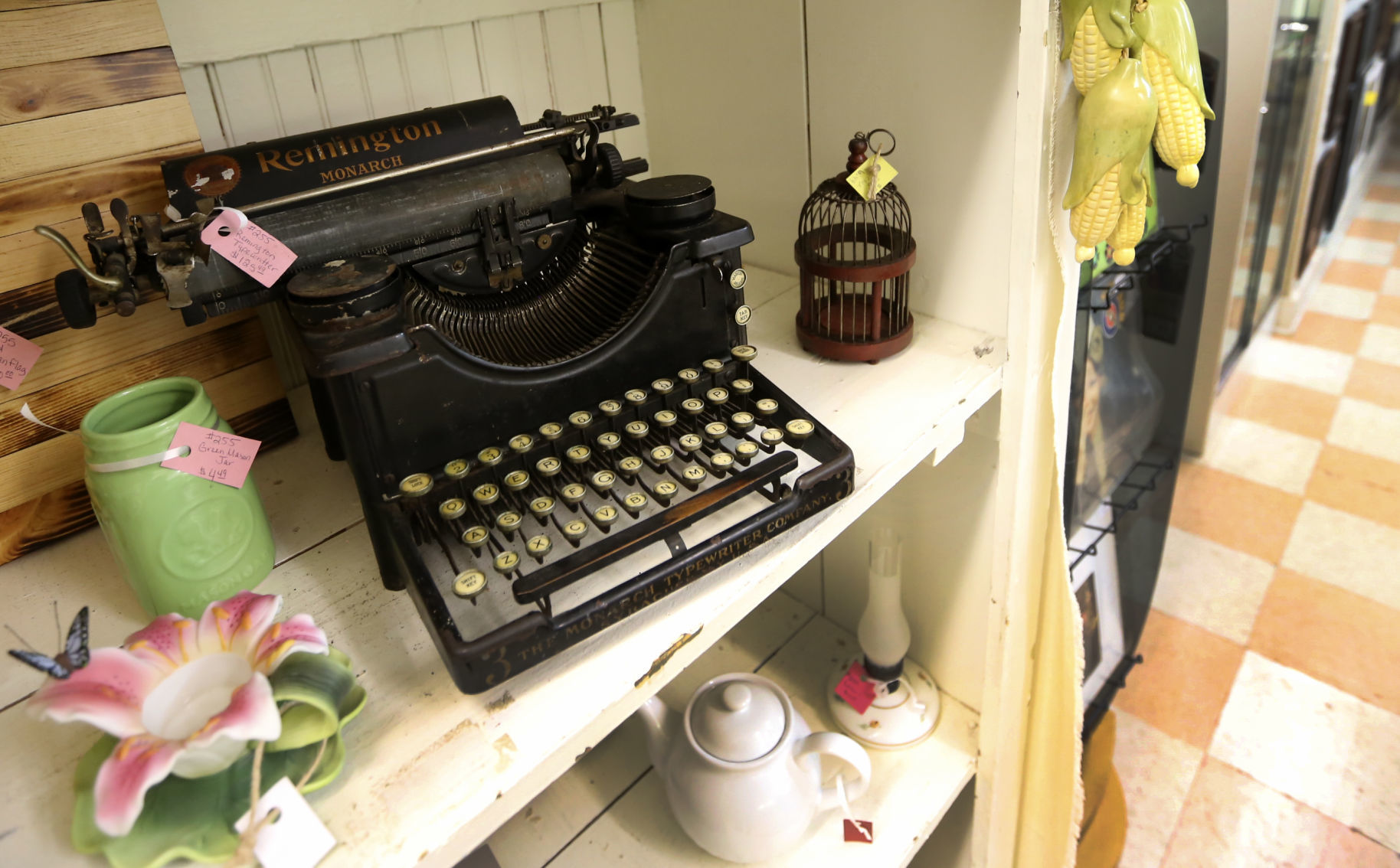 Antique Mall, Crown Point